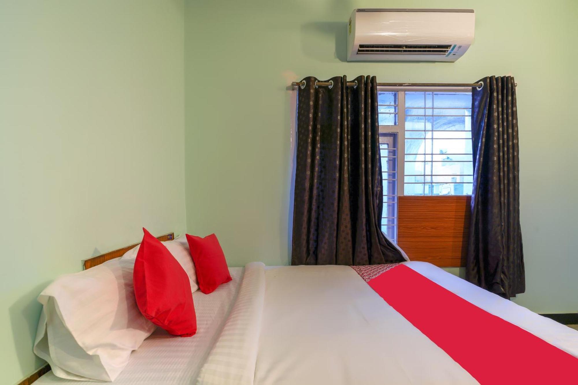 Hotel O Raja Residency Near Snow World Secundurabad Buitenkant foto
