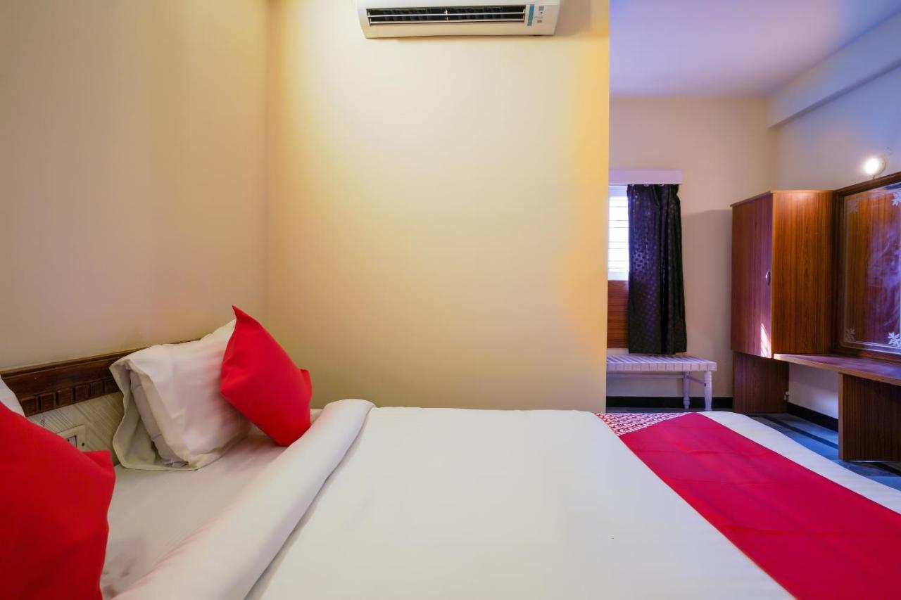 Hotel O Raja Residency Near Snow World Secundurabad Buitenkant foto